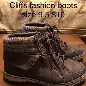 Cliffs fashion boots